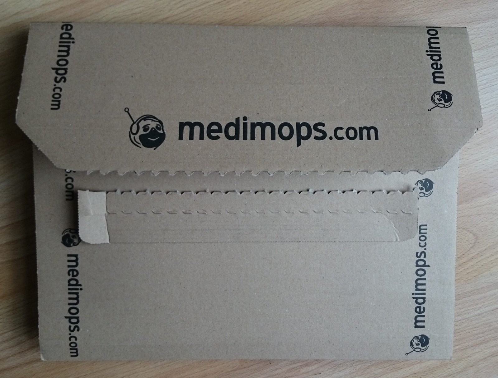 Medimops Erfahrungen 2026: Wie ich aufgehört habe, Bücher zum Neupreis zu kaufen (und es nie bereut habe)